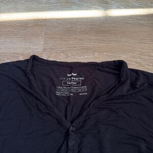 Little sleepies Women’s M black top